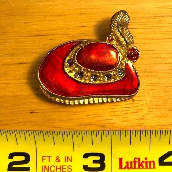 Beautiful enamel hat pin - Picture 2 of 4